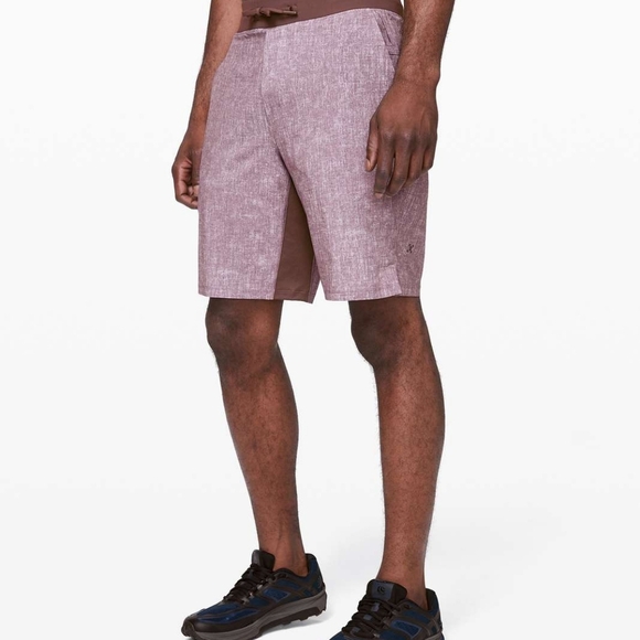Lululemon T.H.E. Short 9" *Liner Sunbleached Cherry Cola Multi - Picture 1 of 6